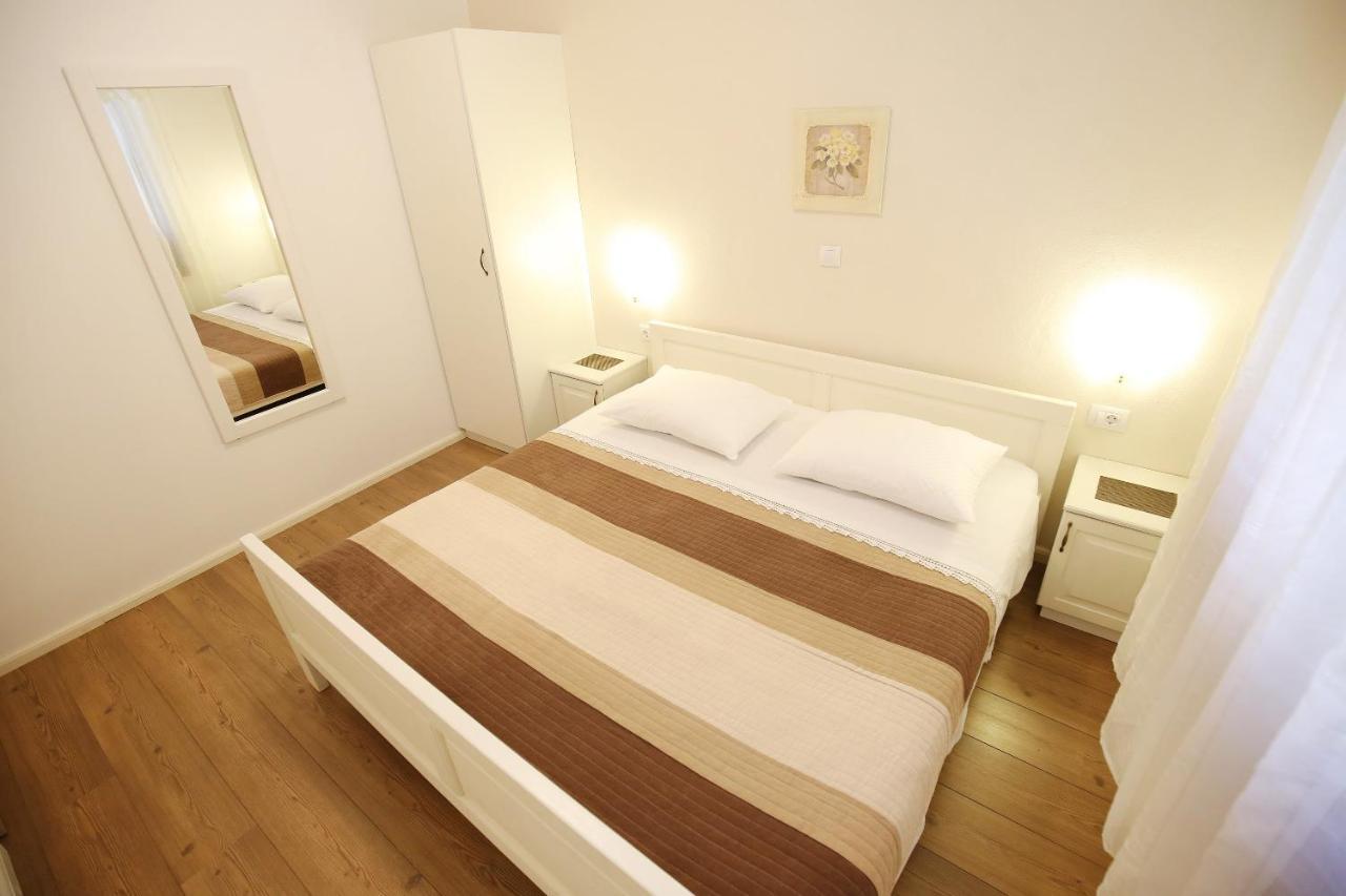 Apartmani Dane ซูโกชัน ภายนอก รูปภาพ